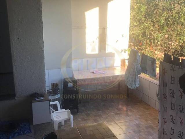 Casa para Venda em Luziânia - 5