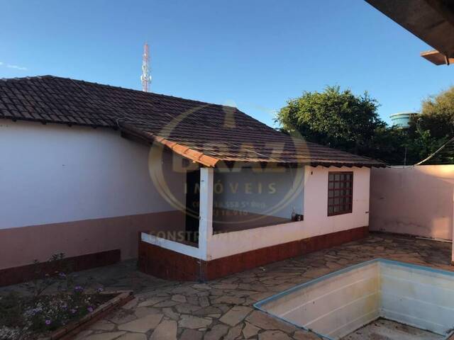 #229 - Casa para Venda em Luziânia - GO - 3