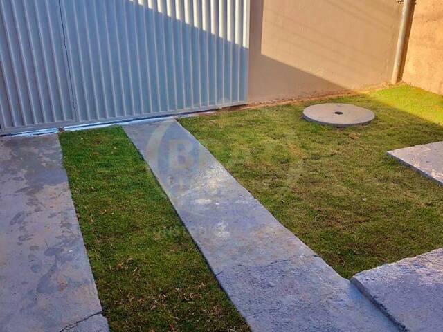 #284 - Casa para Venda em Luziânia - GO - 3