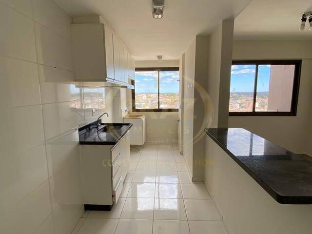 #311 - Apartamento para Venda em Luziânia - GO - 2