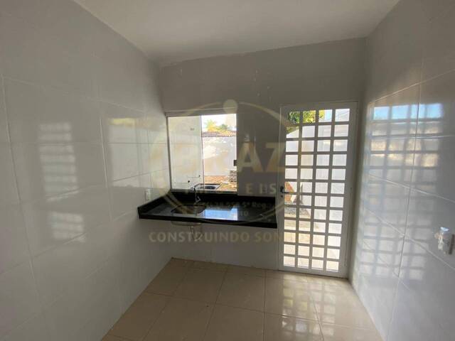 #323 - Casa para Venda em Luziânia - GO - 3