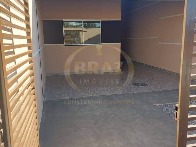 #330 - Casa para Venda em Luziânia - GO - 3