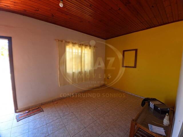 #390 - Casa para Venda em Luziânia - GO - 3