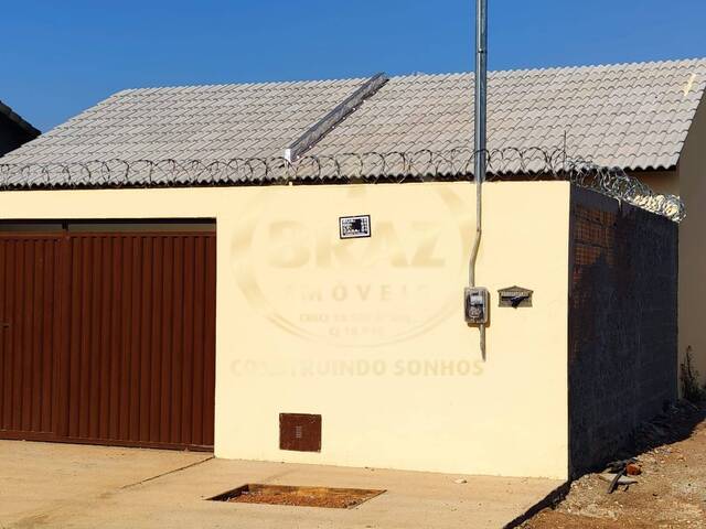 #409 - Casa para Venda em Luziânia - GO - 2