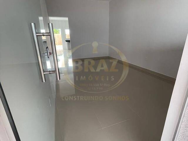 #440 - Casa para Venda em Luziânia - GO - 3