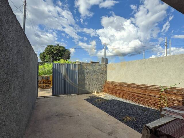 #457 - Casa para Venda em Luziânia - GO - 2