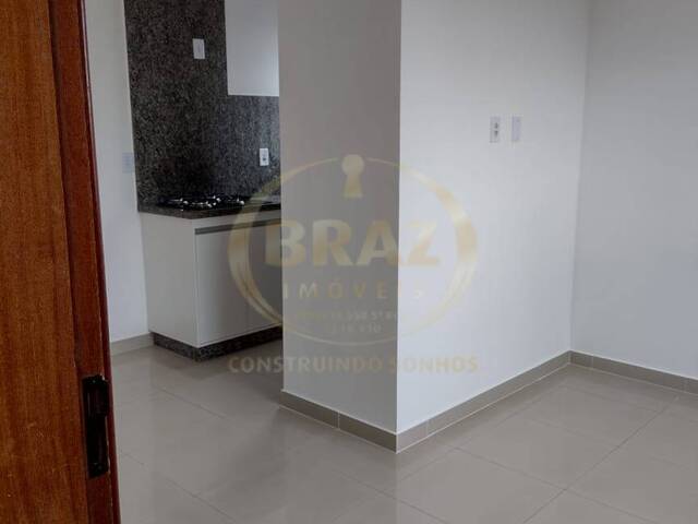 #458 - Apartamento para Venda em Luziânia - GO - 3