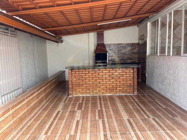 Casa para Venda em Luziânia - 3