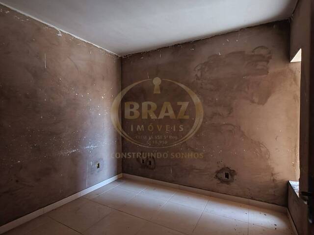 Casa para Venda em Luziânia - 5