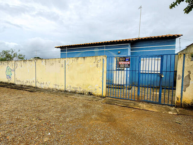 #304 - Casa para Venda em Luziânia - GO - 3