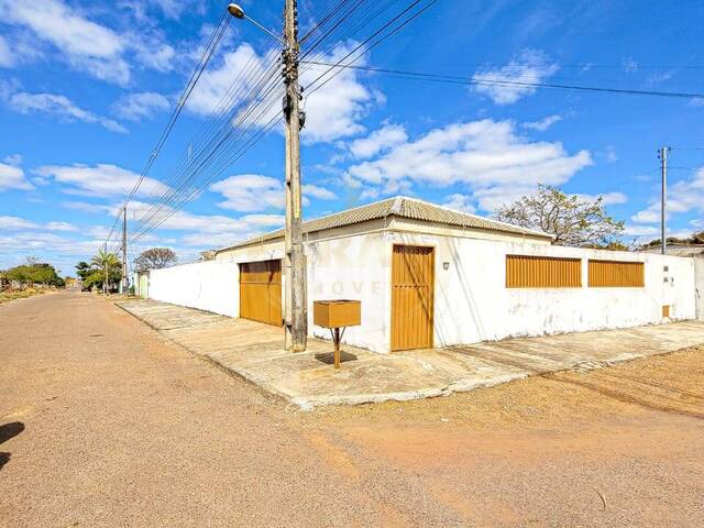 #576 - Casa para Venda em Luziânia - GO - 3