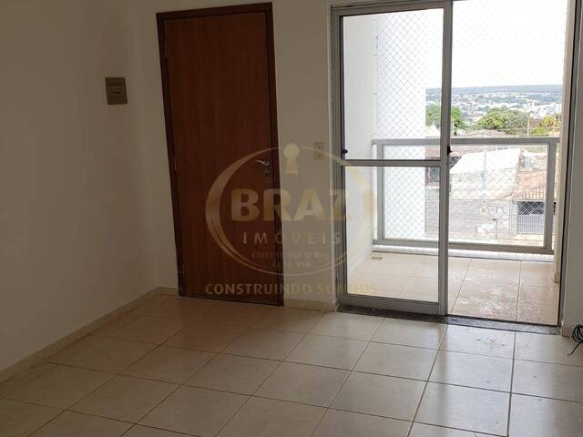 #629 - Apartamento para Venda em Luziânia - GO - 2