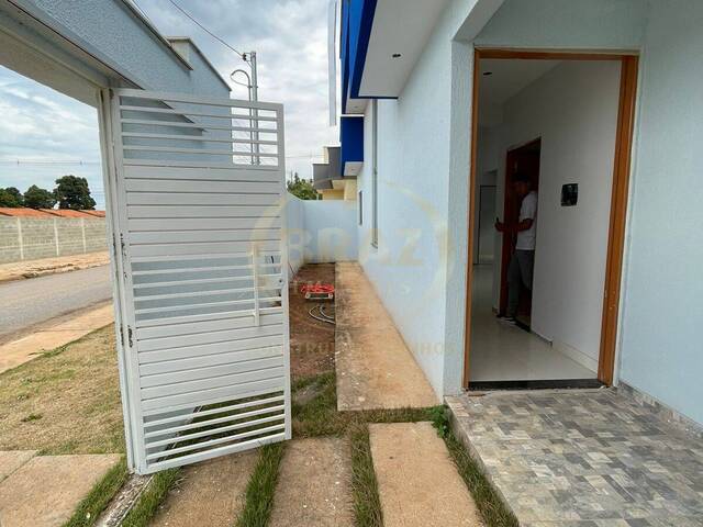 #651 - Casa para Venda em Luziânia - GO - 2