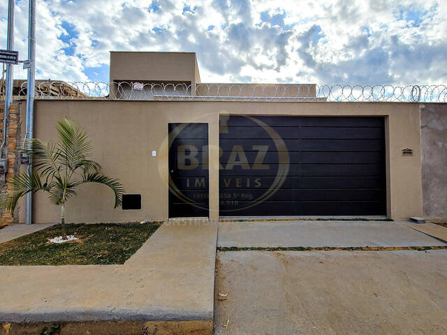 #655 - Casa para Venda em Luziânia - GO - 2