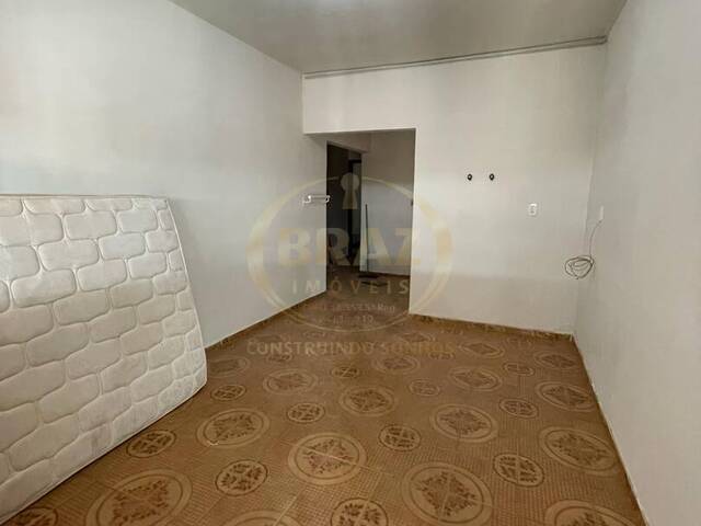 Casa para Venda em Luziânia - 5