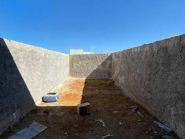 #717 - Casa para Venda em Luziânia - GO - 3