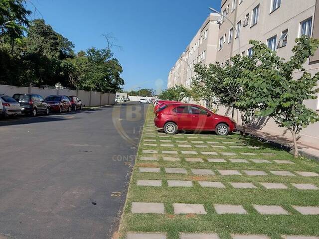 #723 - Apartamento para Venda em Luziânia - GO - 1