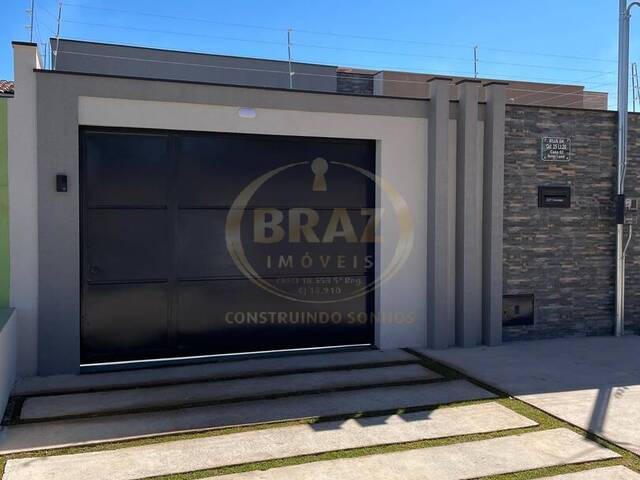 #732 - Casa para Venda em Luziânia - GO - 3