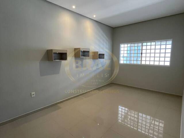 Casa para Venda em Luziânia - 5