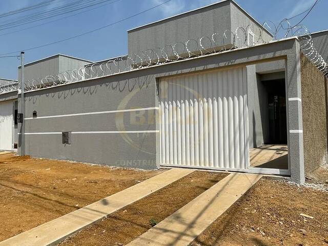 #597 - Casa para Venda em Luziânia - GO - 1