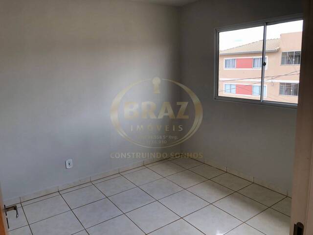 #776 - Apartamento para Venda em Luziânia - GO - 3