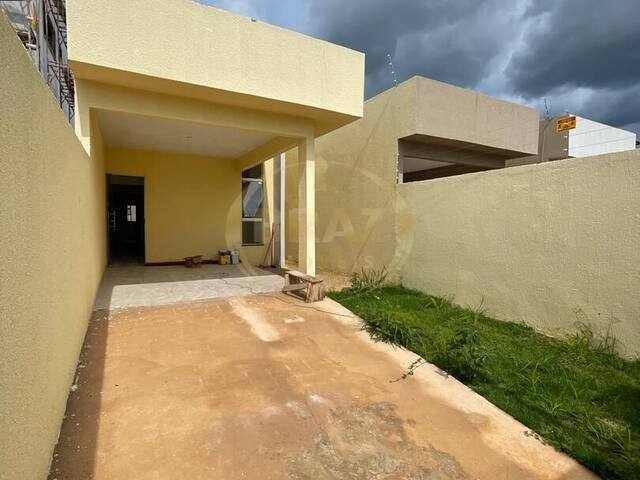 #724 - Casa para Venda em Luziânia - GO - 1