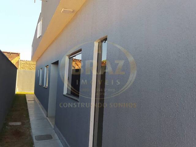 #819 - Casa para Venda em Luziânia - GO - 2