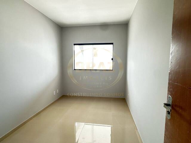 #825 - Casa para Venda em Luziânia - GO - 3