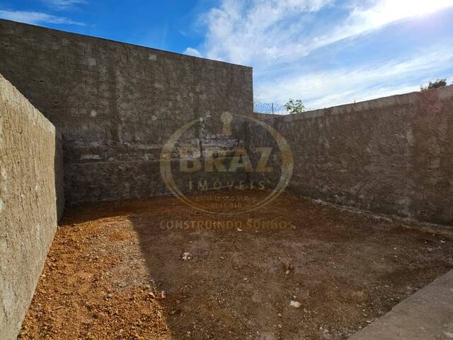 Casa para Venda em Luziânia - 5