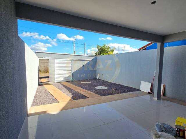 #842 - Casa para Venda em Luziânia - GO - 2