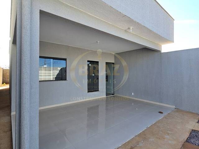 #842 - Casa para Venda em Luziânia - GO - 3