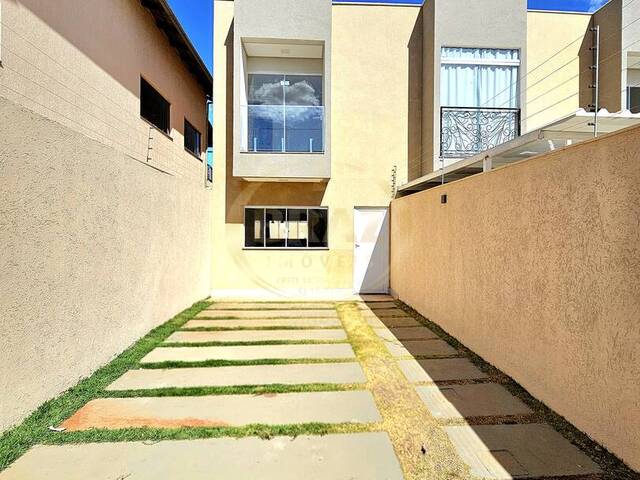 #585 - Casa para Venda em Luziânia - GO - 2