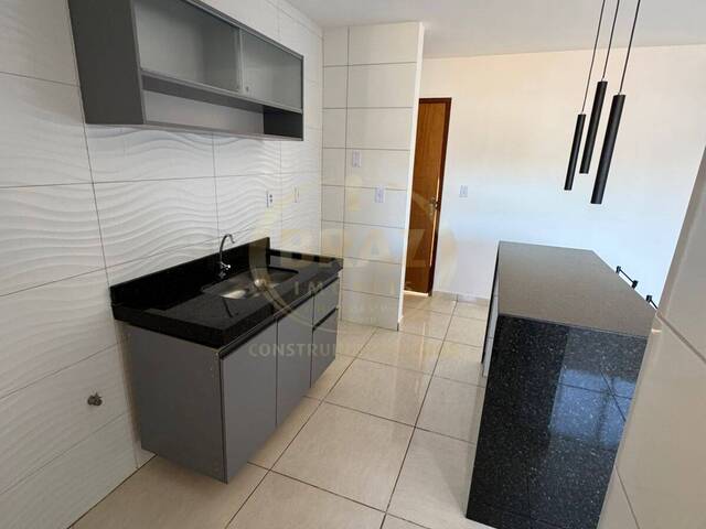 #859 - Apartamento para Venda em Luziânia - GO - 2