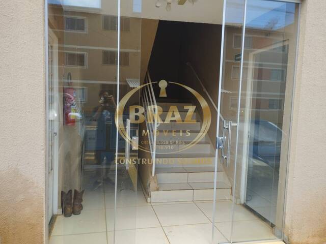 #882 - Apartamento para Venda em Luziânia - GO - 3