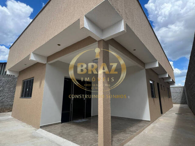 #883 - Casa para Venda em Luziânia - GO