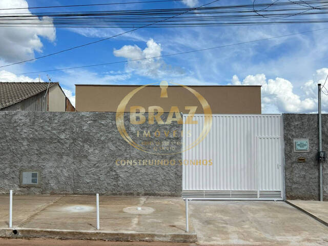 #883 - Casa para Venda em Luziânia - GO