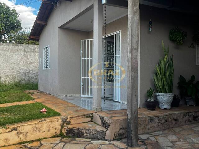 #894 - Casa para Venda em Luziânia - GO - 1