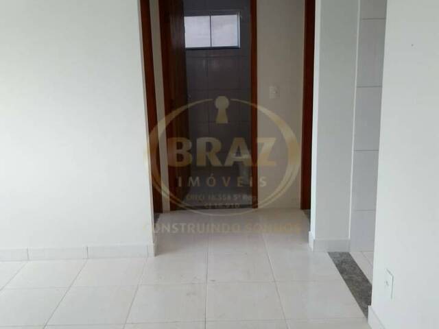 #176 - Apartamento para Venda em Luziânia - GO - 3